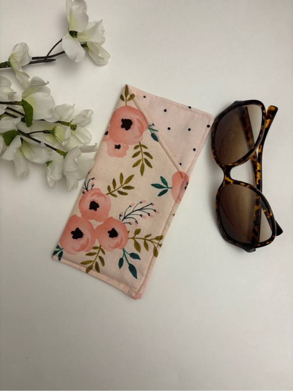 Floral Pink Sunglasses Pouch - Soft Case for Women